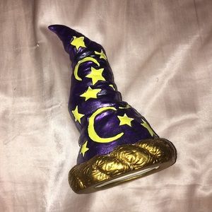 Hand-painted wizard’s hat ✨